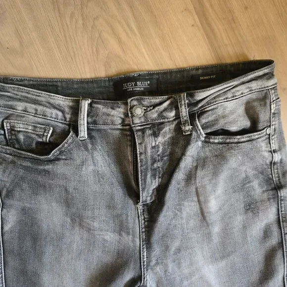Judy Blue Women's Charcoal Skinny Jeans sz 13 - Picture 3 of 5